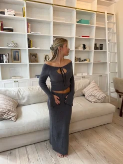 Brooke strikket bluse med bindebånd - Gråbrun
