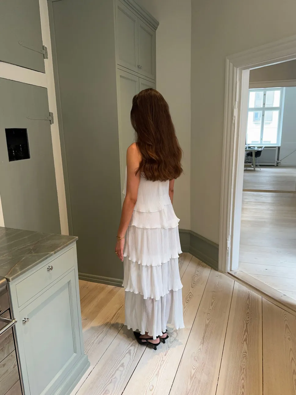 Daicy kjole med flæser - Hvid
