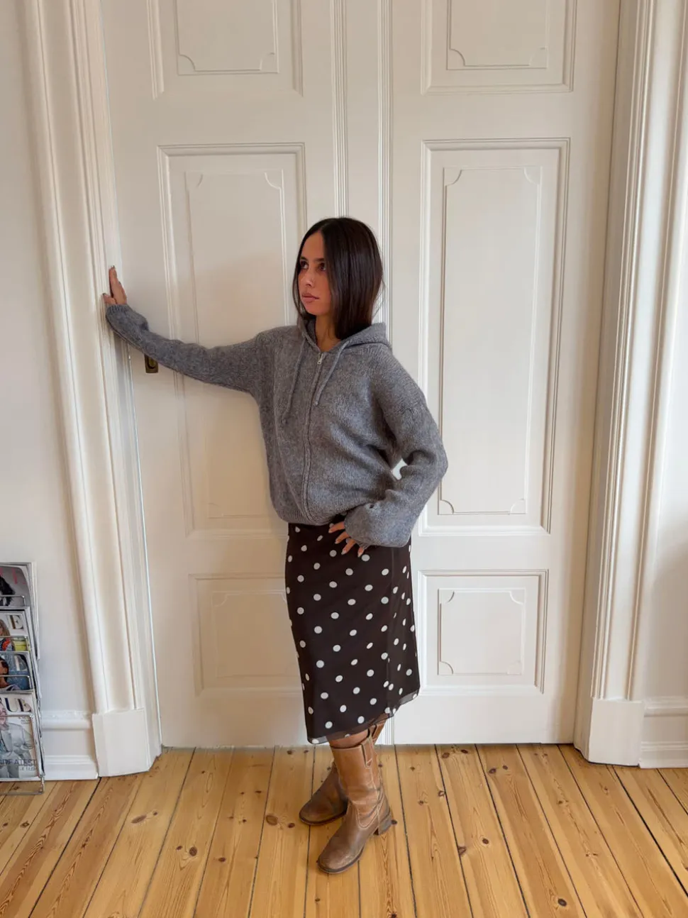 Gregina hoodie med zip i strik - Grå