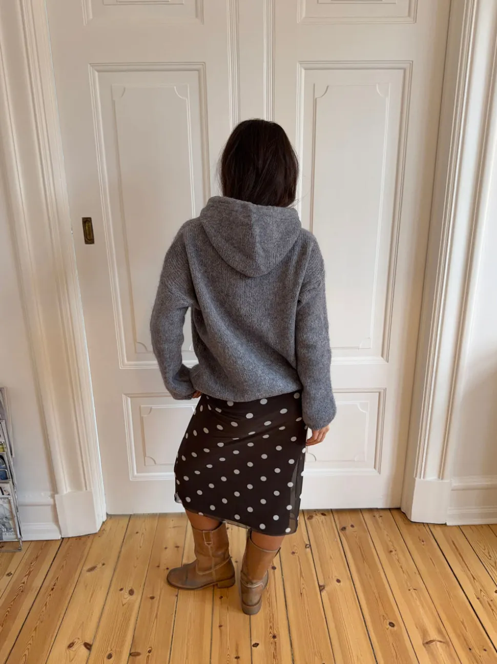Gregina hoodie med zip i strik - Grå
