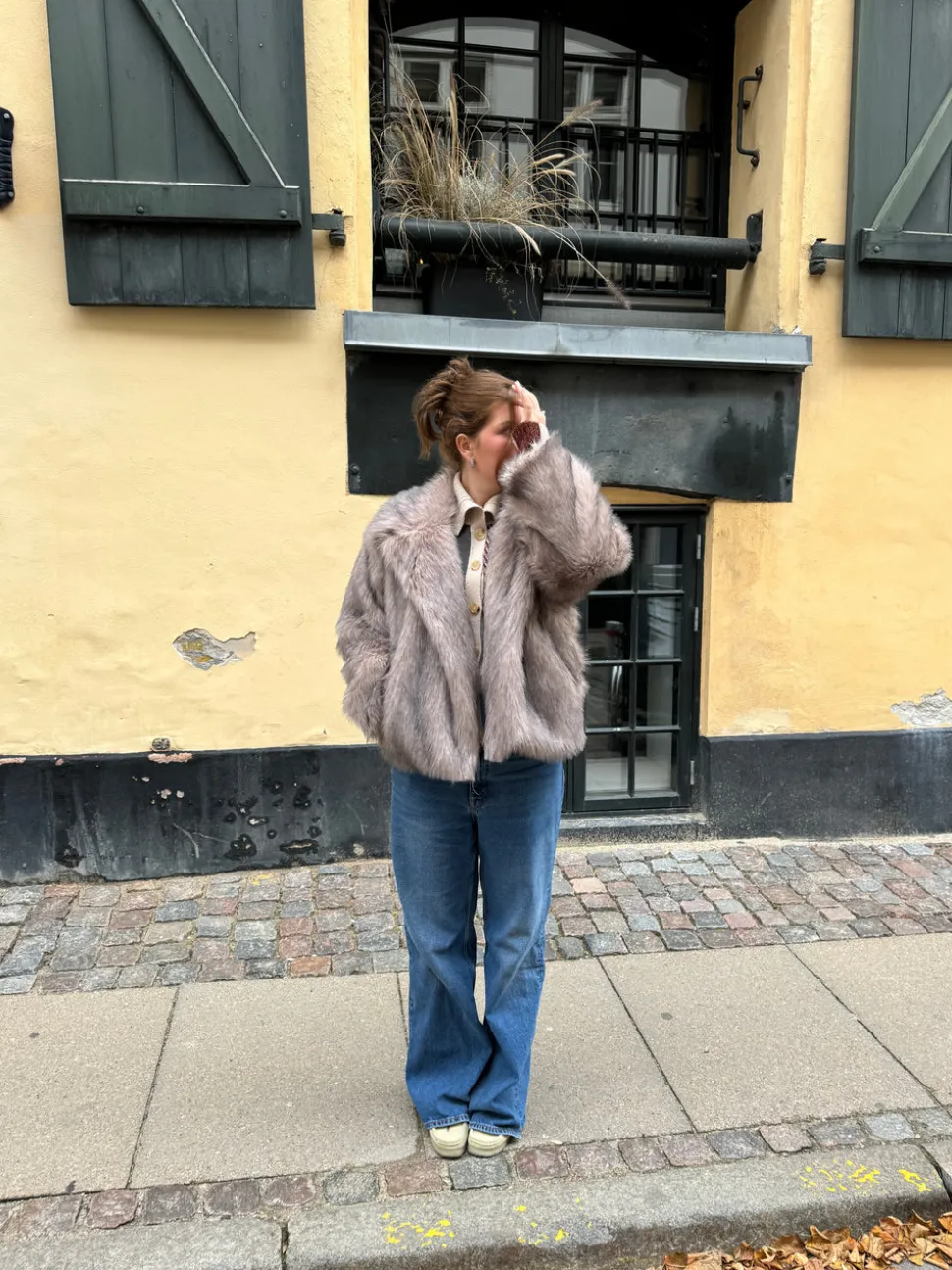 Tilla pelsjakke - Beige