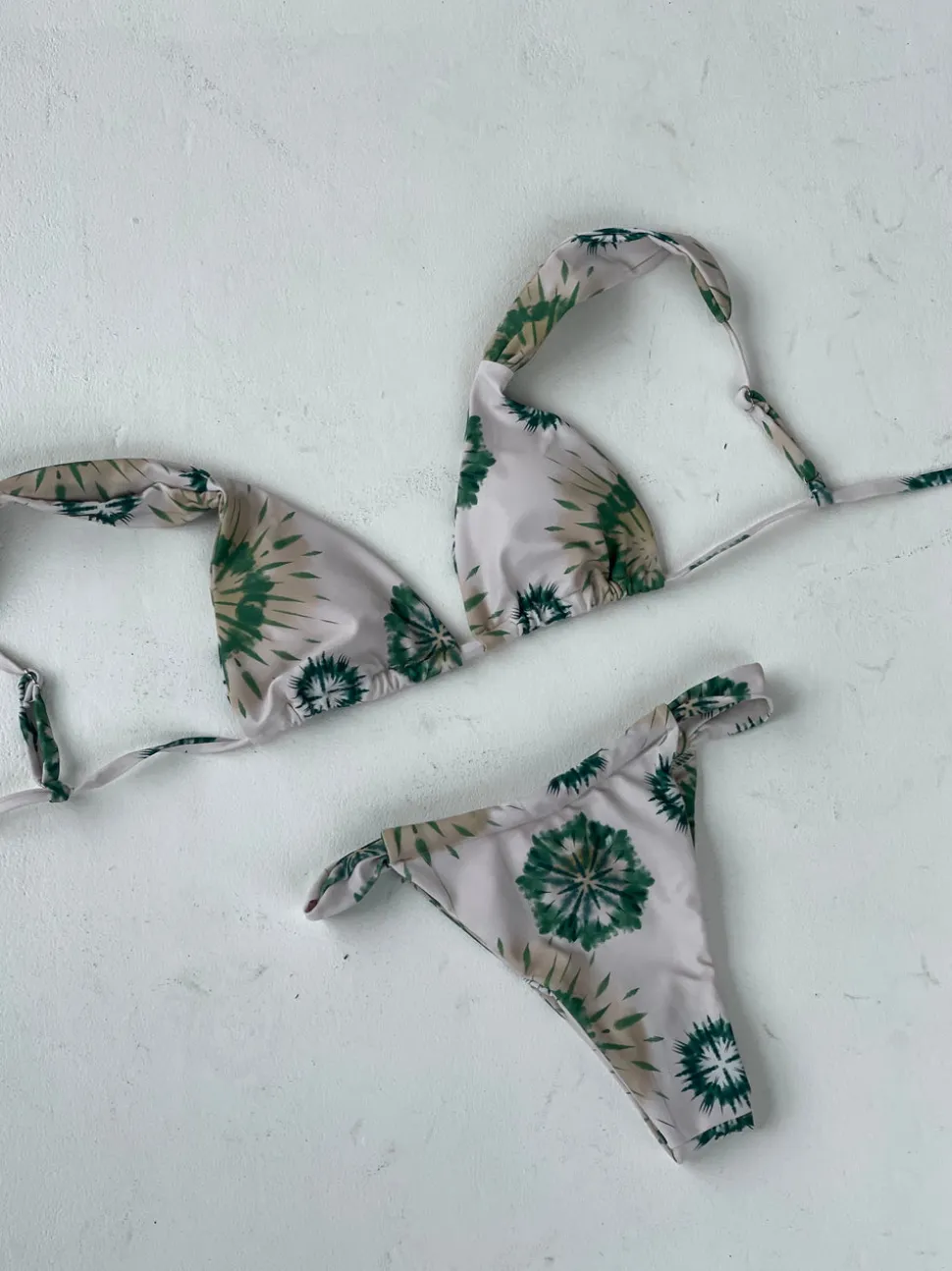Veronica bikini med mønster - Hvid/grøn